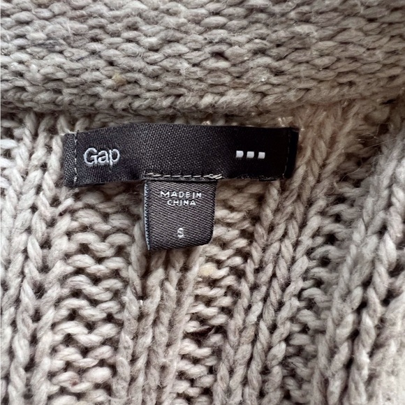 Gap sweater vest - Picture 3 of 4